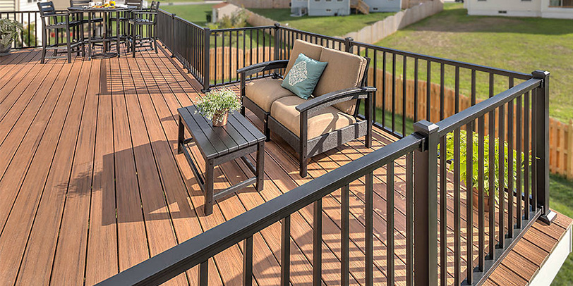 Use our easy shopping checklist to see every part and piece you need for a complete Trex Signature Aluminum Railing for your deck