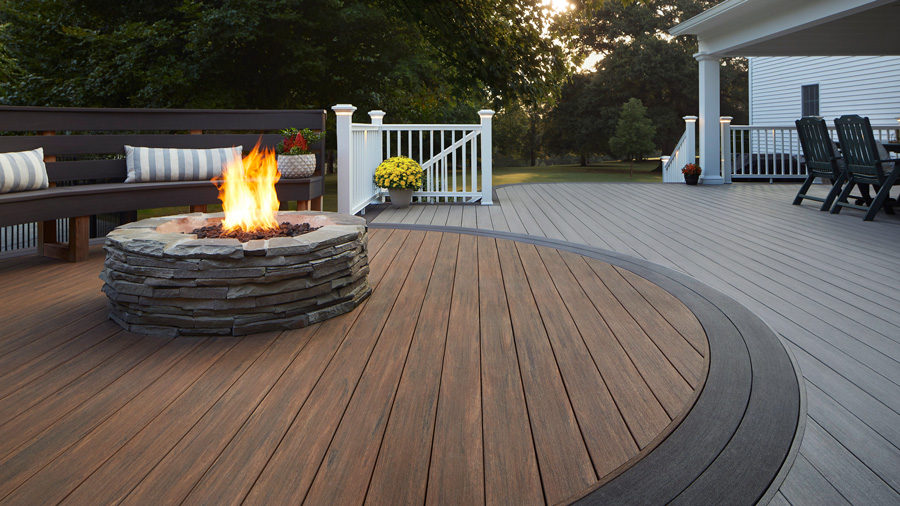 TimberTech's multitonal decking makes it easy to combine different color boards into one deck, even three different colors