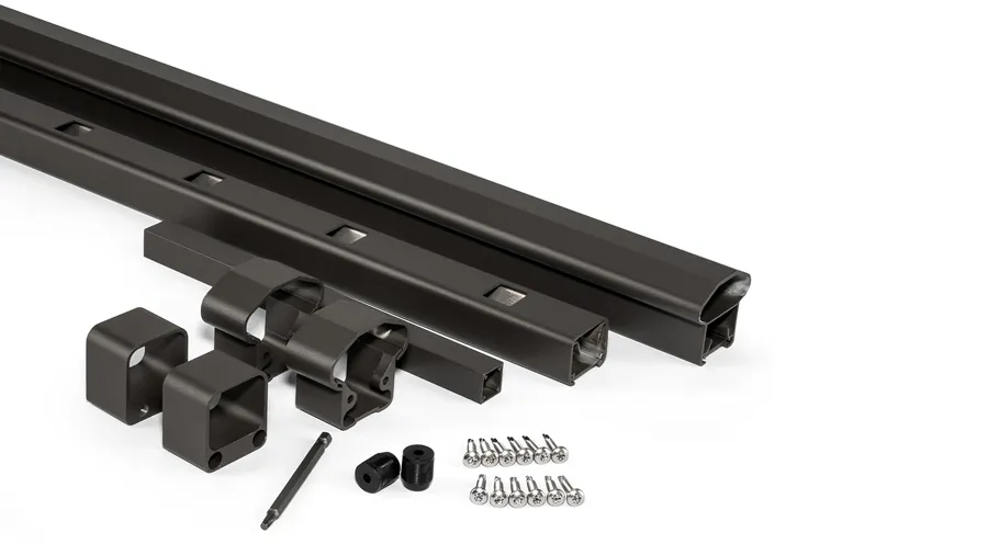 A metal railing kit including a top and bottom rail