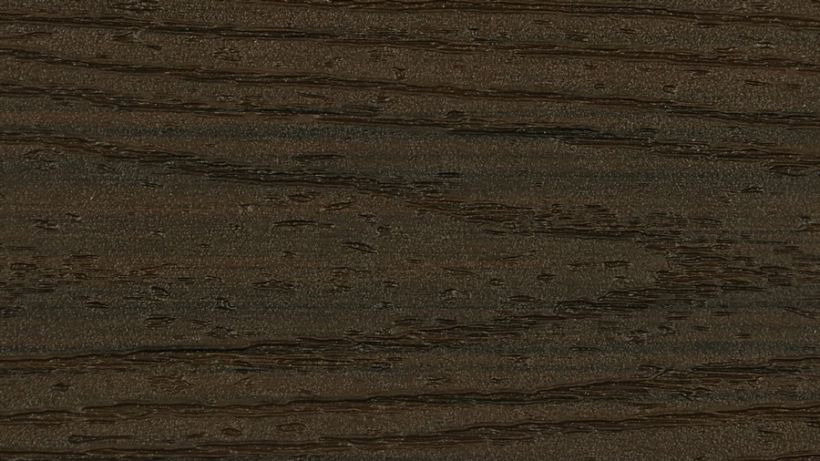 A close-up look at the texture and color of Trex Transcend Spiced Rum decking
