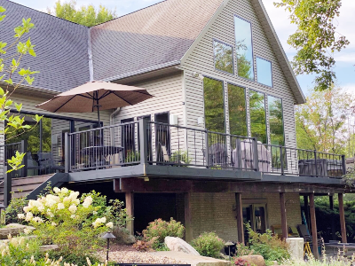 Deck of the Month winner for August 2020 - Install metal railing