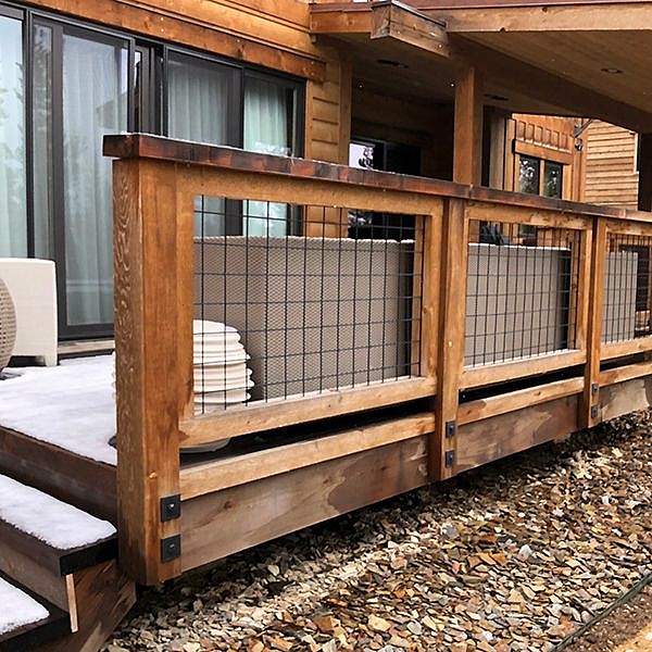 An easy way to create a clean look for your outdoor living space, the Smoky Mountain Panel from Wild Hog Railing is strong and sleek